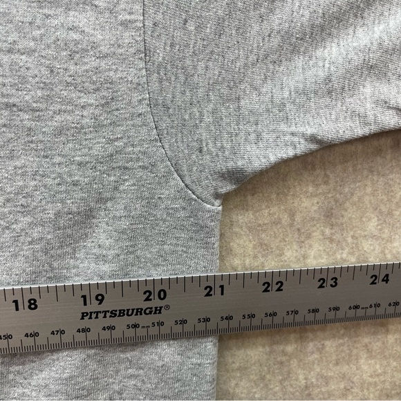 Women's NWOT Gildan Second Amendment Tshirt L - Picture 5 of 6